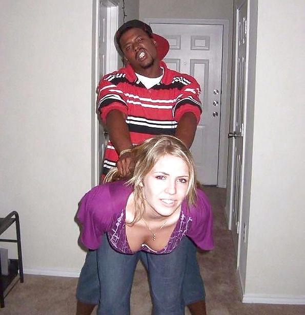 25P She's Only Into Black Guys - Edition #7