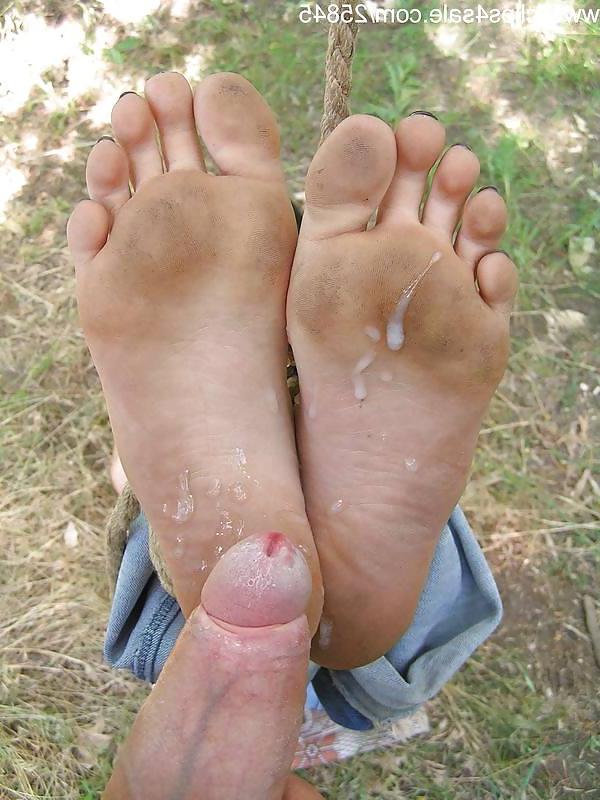 20P Bondage foot and cumshot on soles