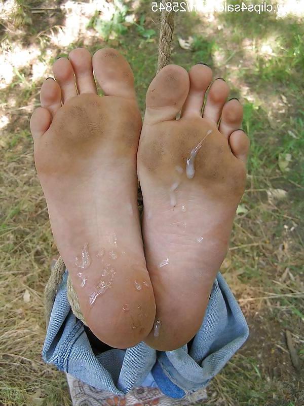 20P Bondage foot and cumshot on soles