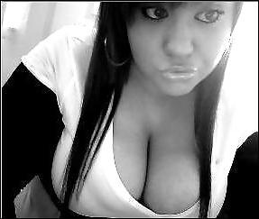 25P Big Firm Teen Cleavage 
