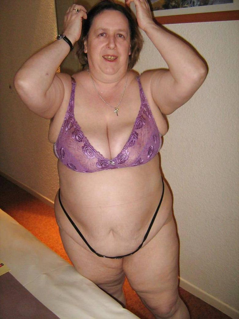 25P Mature-BBW-Ladies 68