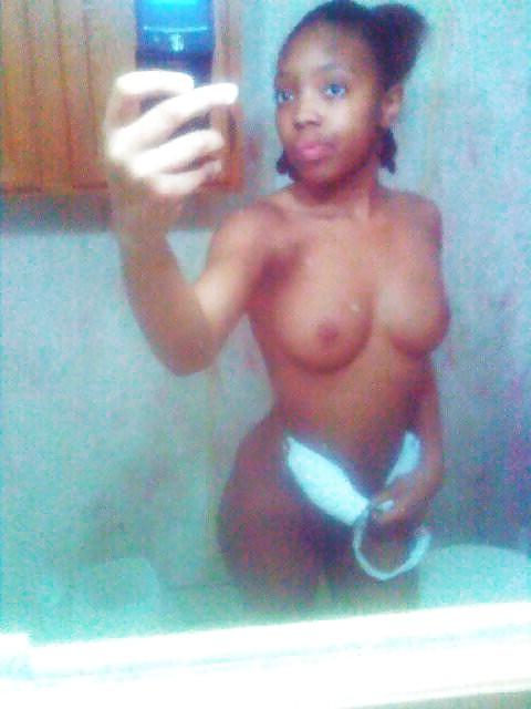 25P BLACK AMATEUR GIRLS - SELF PICS II