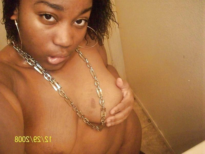 25P BLACK AMATEUR GIRLS - SELF PICS VIII