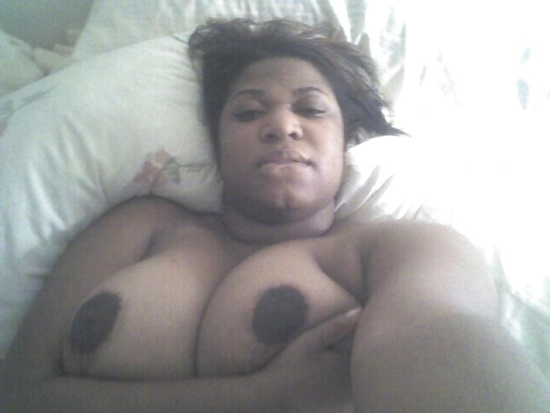 25P BLACK AMATEUR GIRLS - SELF PICS VIII
