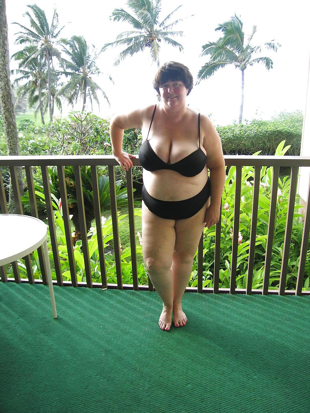 25P Granny bbw beach 4