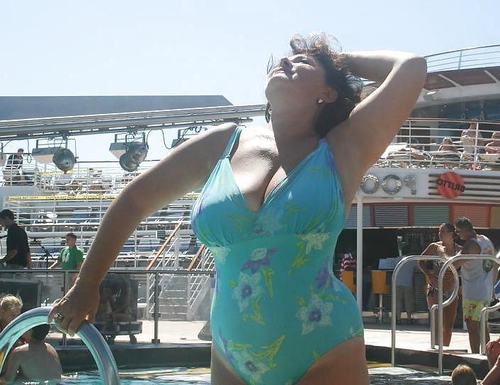25P Granny bbw beach 4