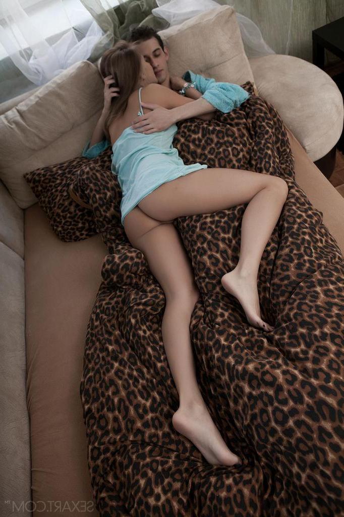 12P Simona A loves cuddling and kissing until things start to heat up