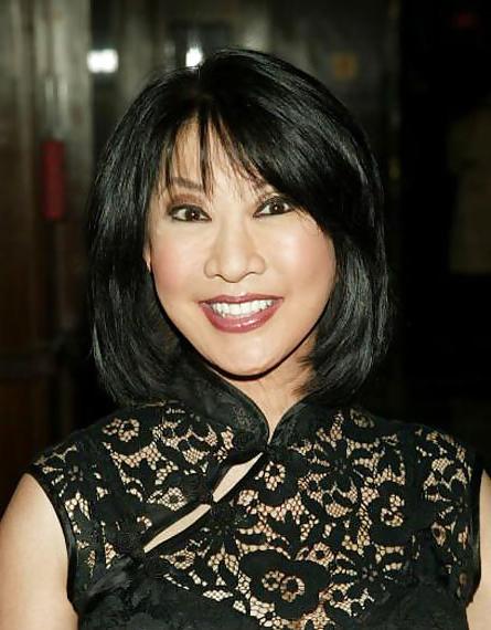 10P Kaity Tong, Beautiful Asian News Anchor. WPIX New York.