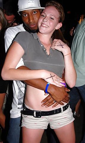 25P She's Only Into Black Guys - Edition #14