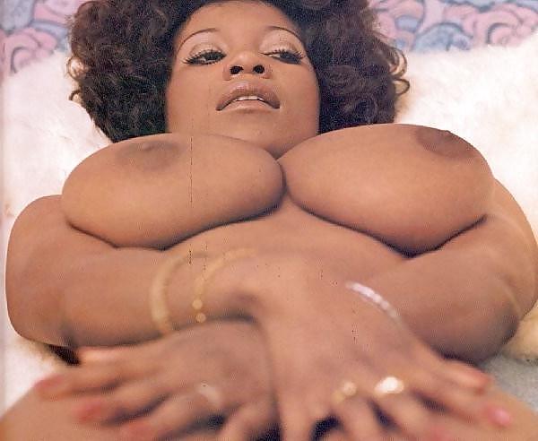 25P Retro Treasure - Vintage Black Babes 1