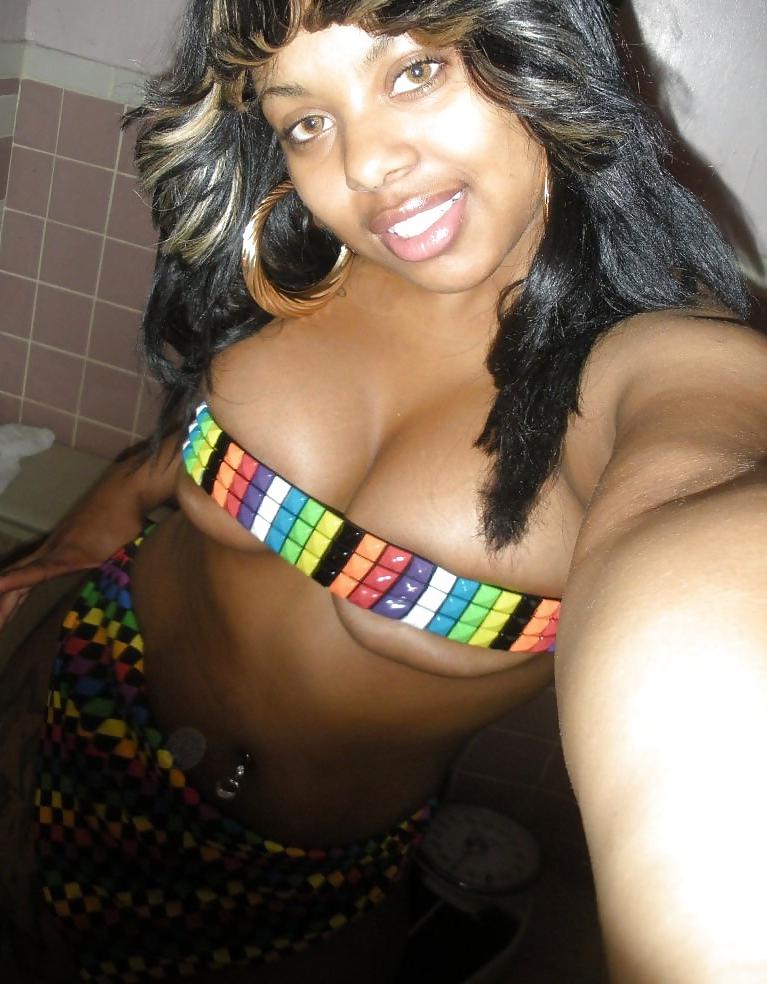 25P Black Teen babes from SmutDates
