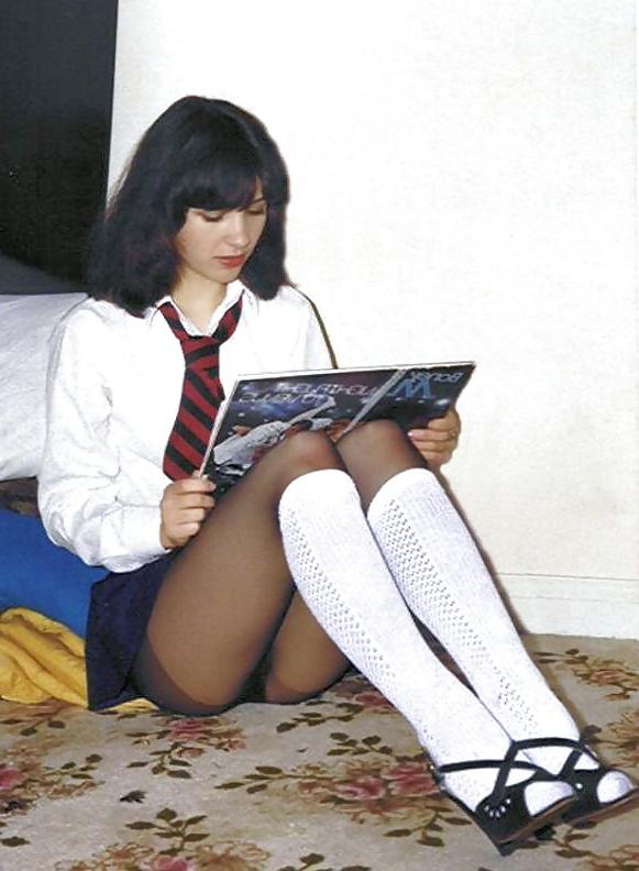 25P Retro schoolgirl sluts