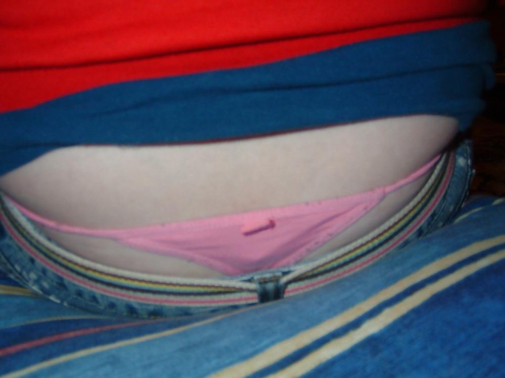 11P Visible underwear
