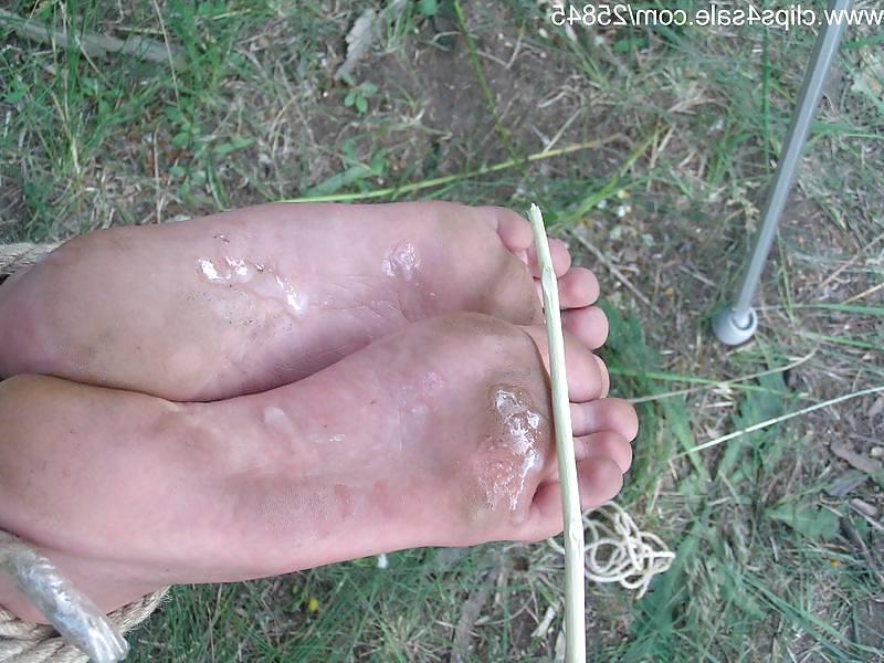 20P Bondage foot and cumshot on soles