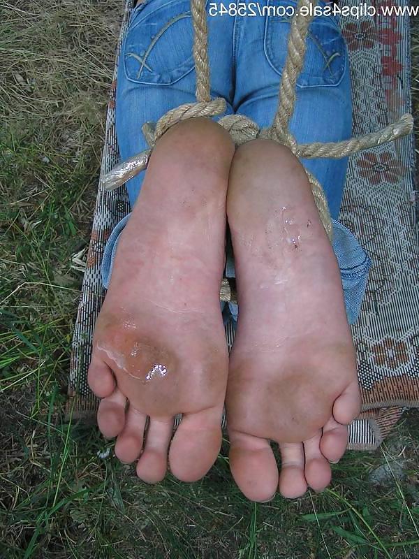 20P Bondage foot and cumshot on soles