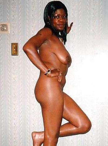25P Black MILFS