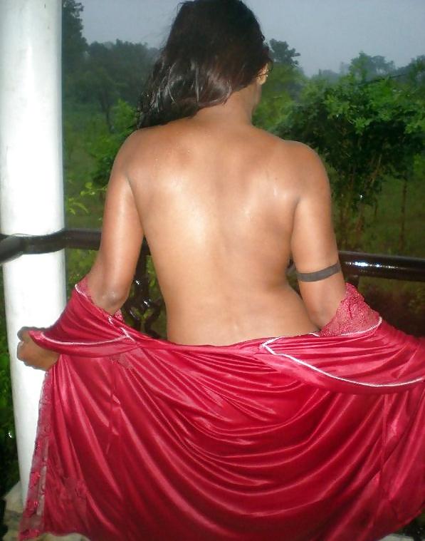 10P Gorgeous Indian wife & the Rain