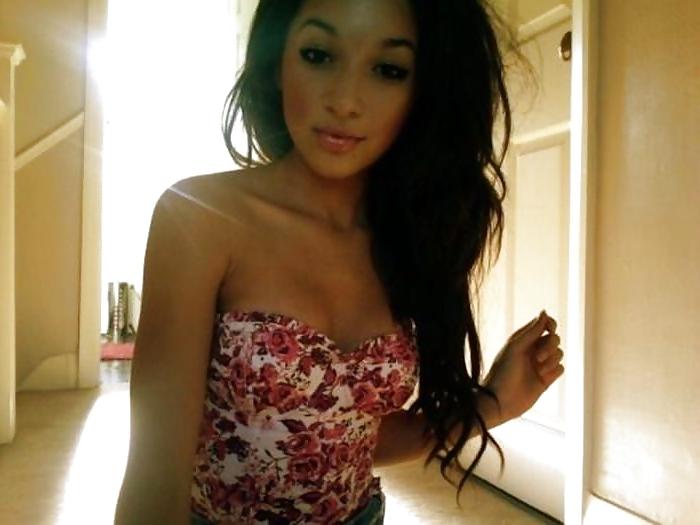 24P Girls with beautiful hair.