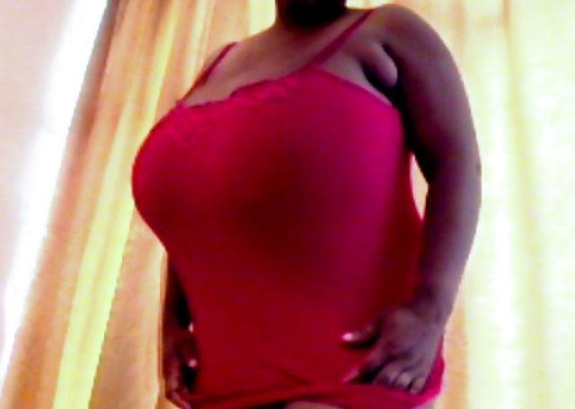 25P BBW Pornostar Webcam 3