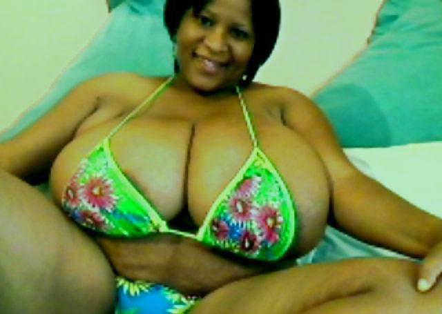 15P BBW Porno star webcam shot 1