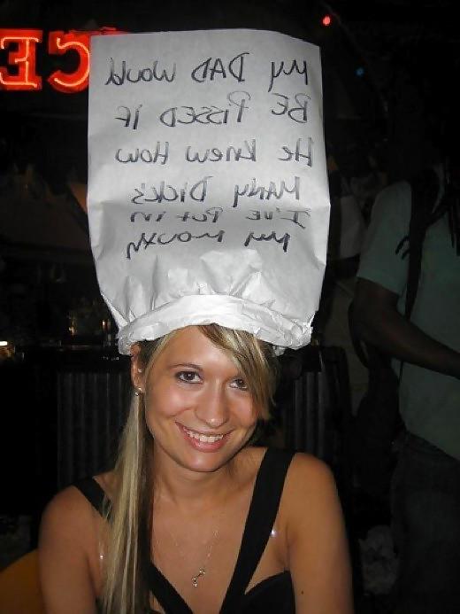 25P Naughty SLUTS with Signs