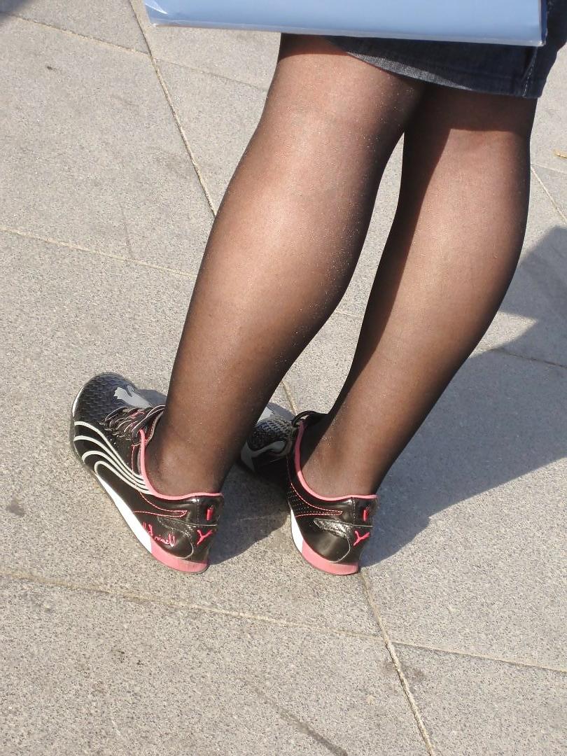 14P Turkish Candid Pantyhose and Sneakers