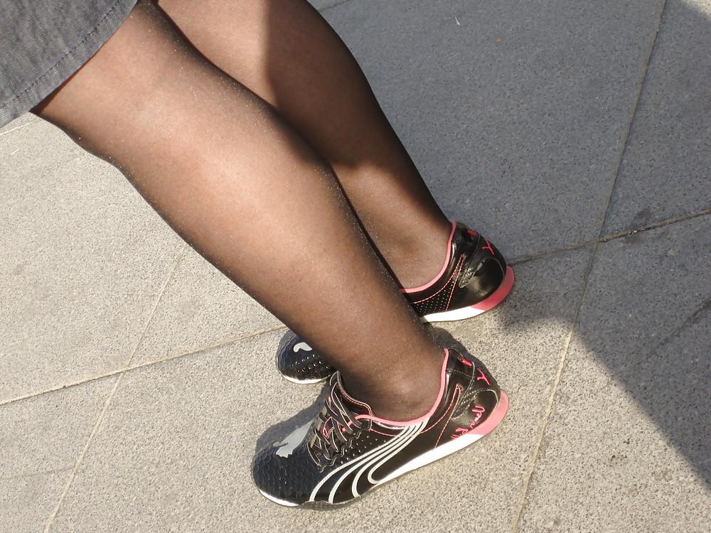 14P Turkish Candid Pantyhose and Sneakers