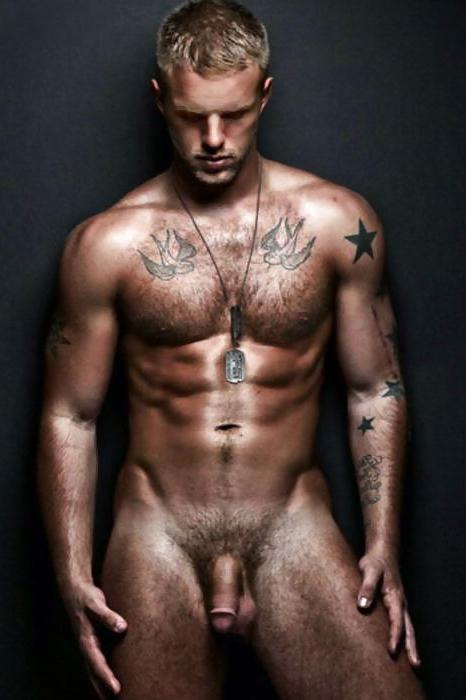 17P Hot men on the net