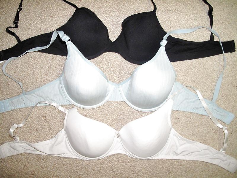25P Used Teen bras for sale on the net