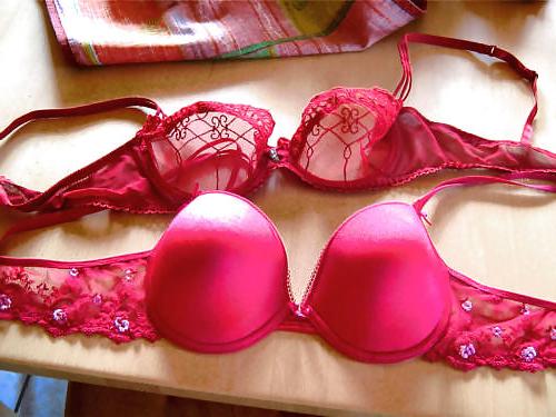 25P Used Teen bras for sale on the net