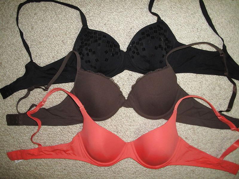 25P Used Teen bras for sale on the net