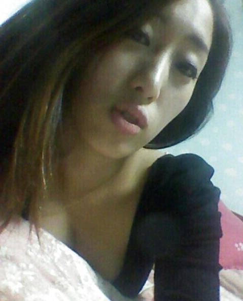25P Korean and Asian Amateur Girls 5