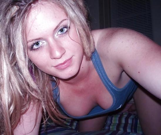 25P British girl  