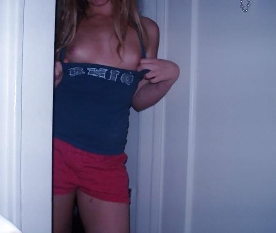 25P British girl  