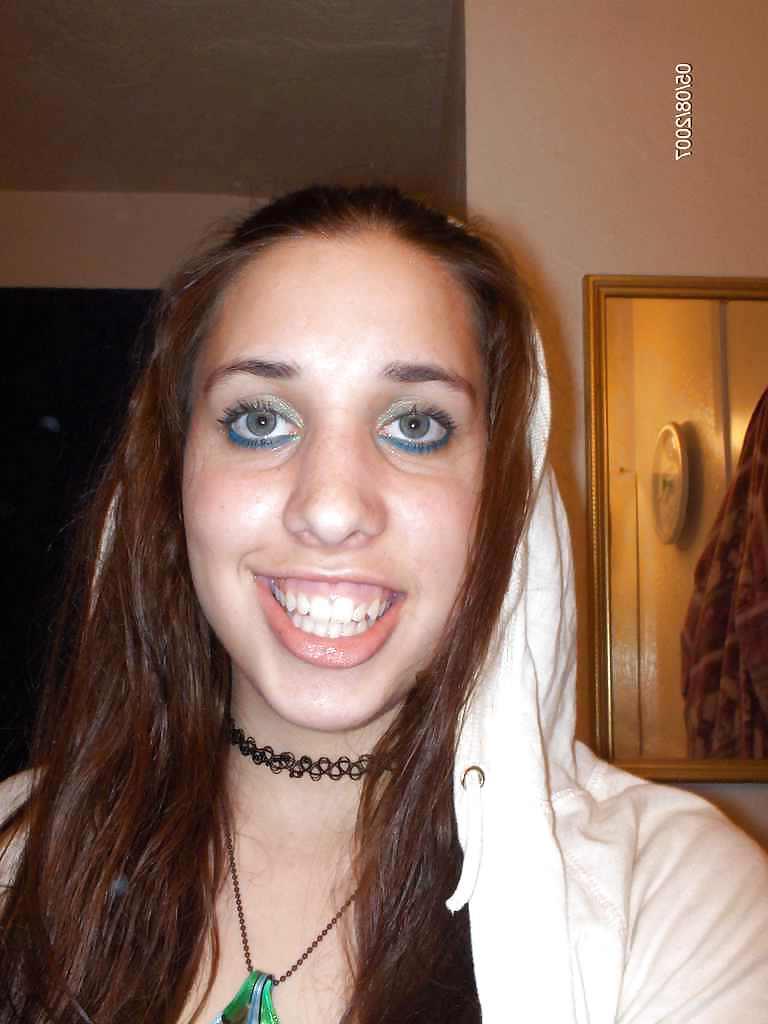 7P Gothic Girl