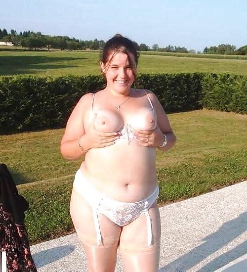 25P BBW and Plumpers Outdoors
