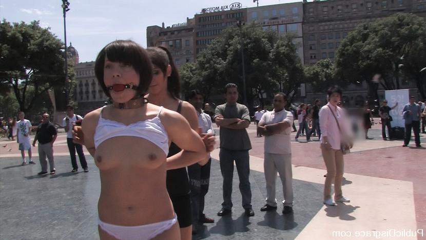 15P Alina Rose gets fucked by two men in public!