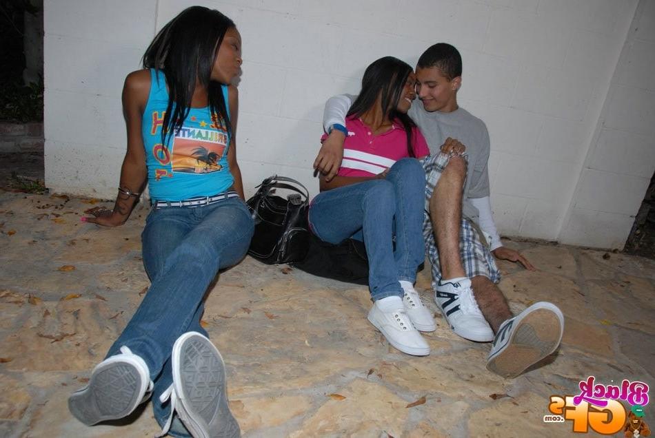 12P Two drunk black teens pounded hard in public