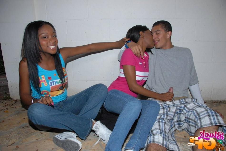 12P Two drunk black teens pounded hard in public