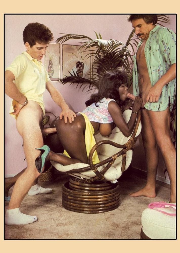 12P Vintage ebony Ebony Ayes fucked in retro hardcore action