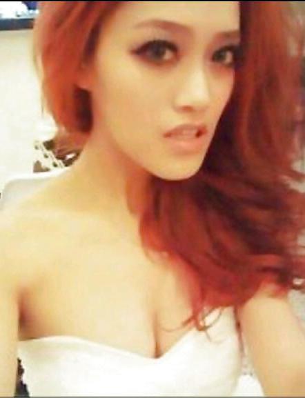 25P Korean and Asian Amateur Girls 9