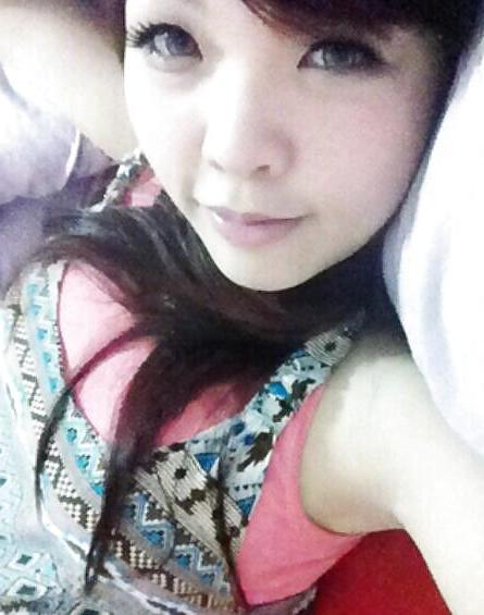 25P Korean and Asian Amateur Girls 9
