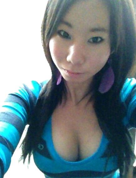 25P Korean and Asian Amateur Girls 9