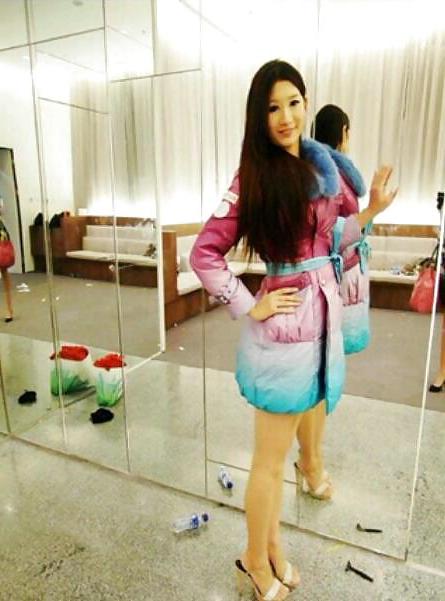 25P Korean and Asian Amateur Girls 9