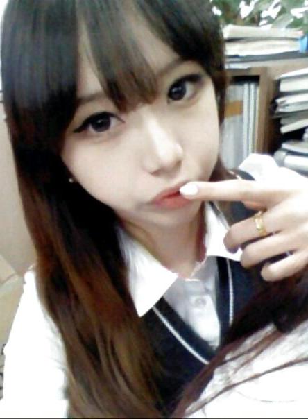 25P Korean and Asian Amateur Girls 9