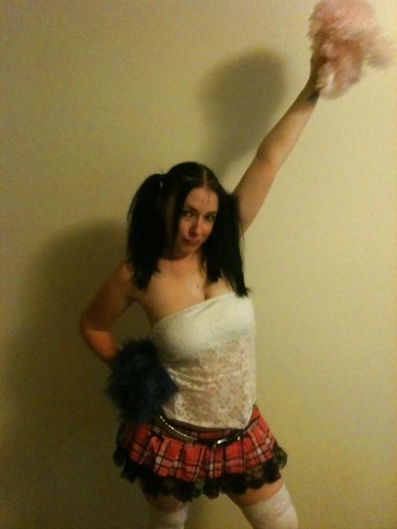 25P Big Nipple Pierced Teen