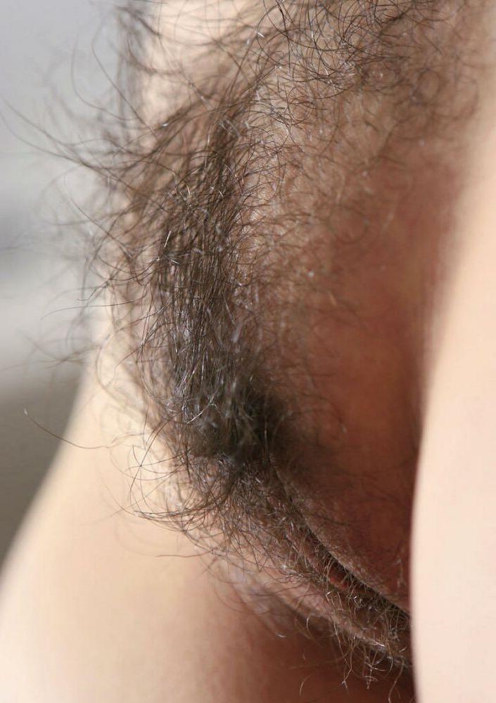 15P Hairy pussy gfs posing and fucking