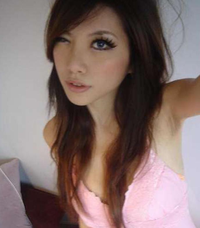 15P Little asian teen gfs posing for the camera