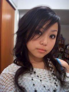 15P Asian teen girlfriends posing for the camera