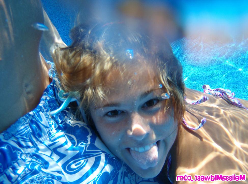 15P Melissa Midwest having sex and giving a blowjob in a pool